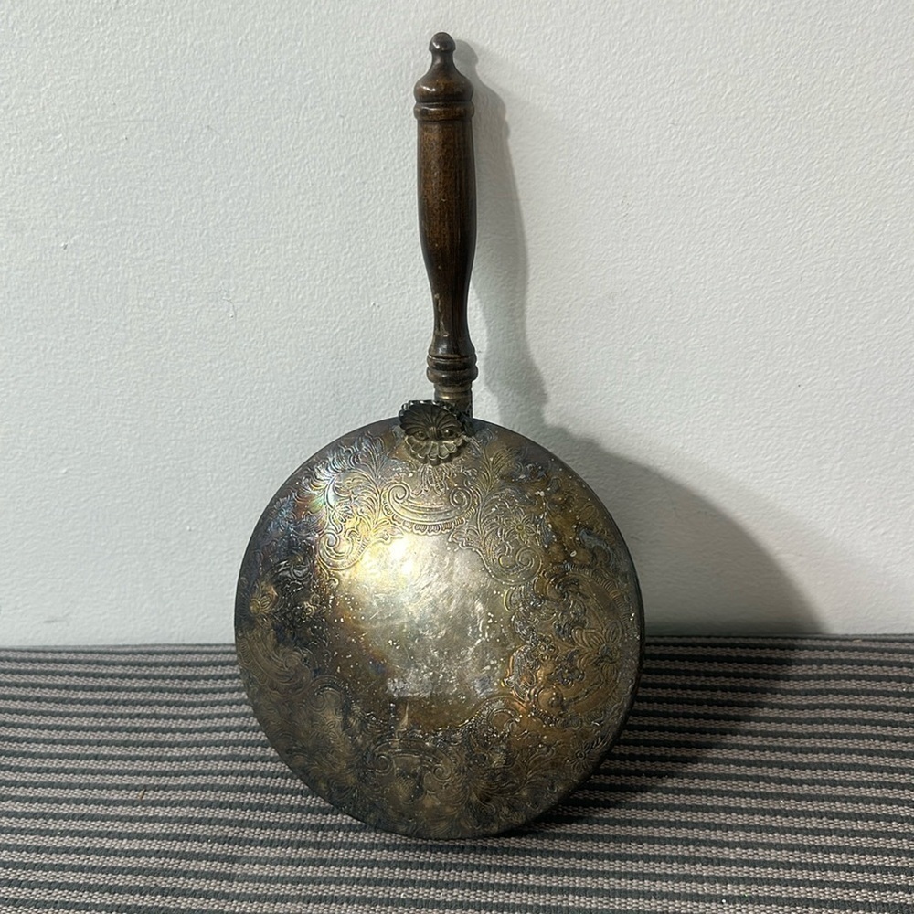 Vintage  Silent Butler